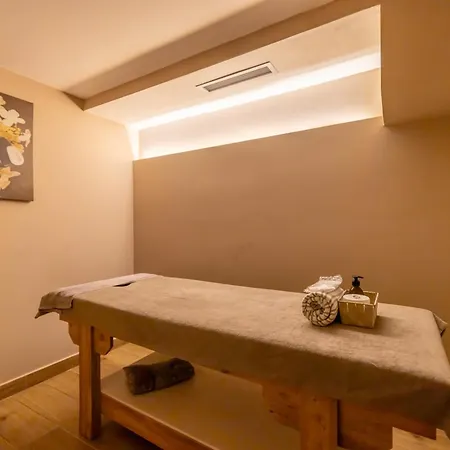 Hotel Alexander The Great & 3*