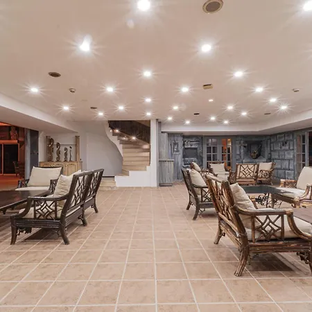 Alexander The Great & 3*