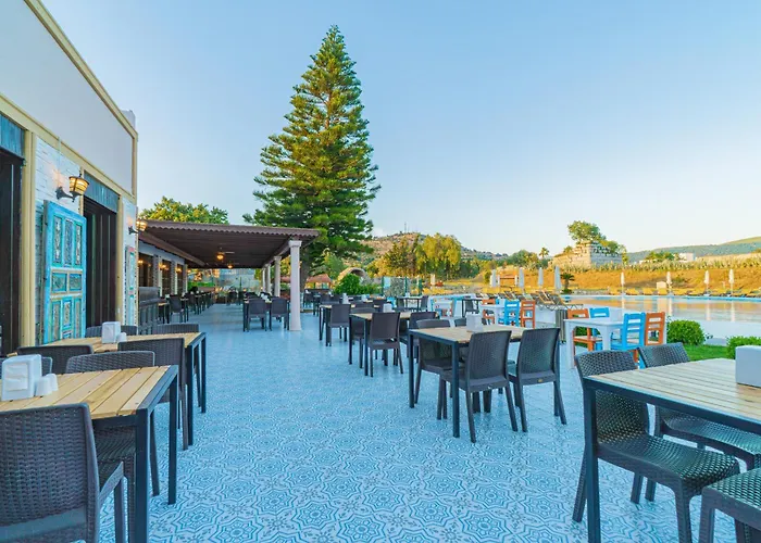 Alexander The Great & Otel 3*