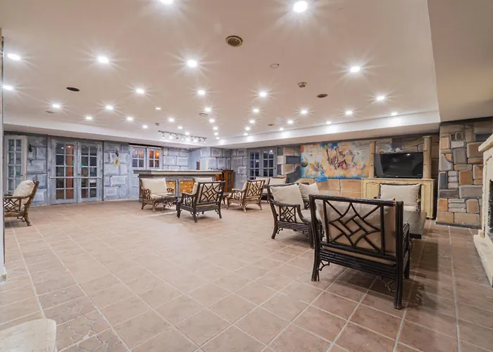 Alexander The Great & Otel 3*