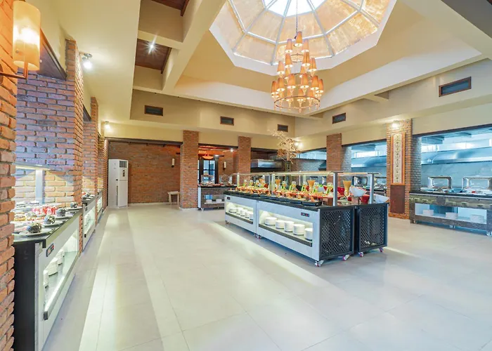 Alexander The Great & Ξενοδοχείο