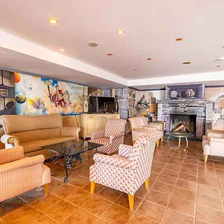 Hotel Alexander The Great &