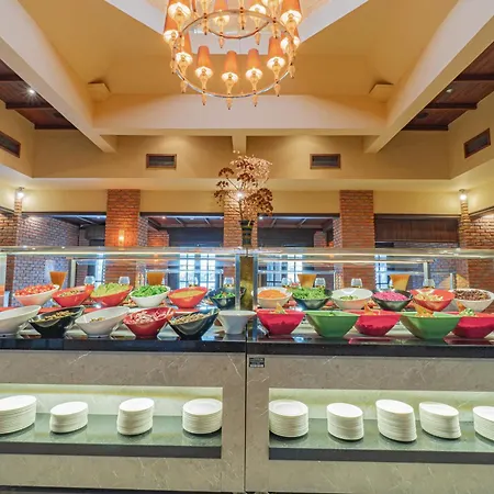 Alexander The Great & 3* בודרום