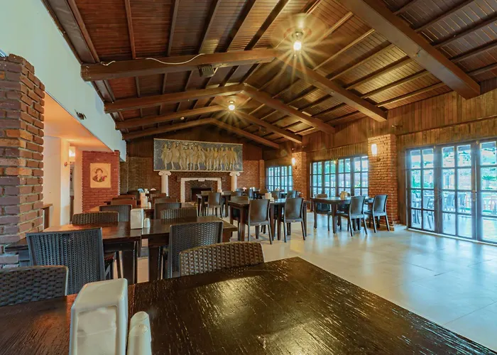 Alexander The Great & Hotel