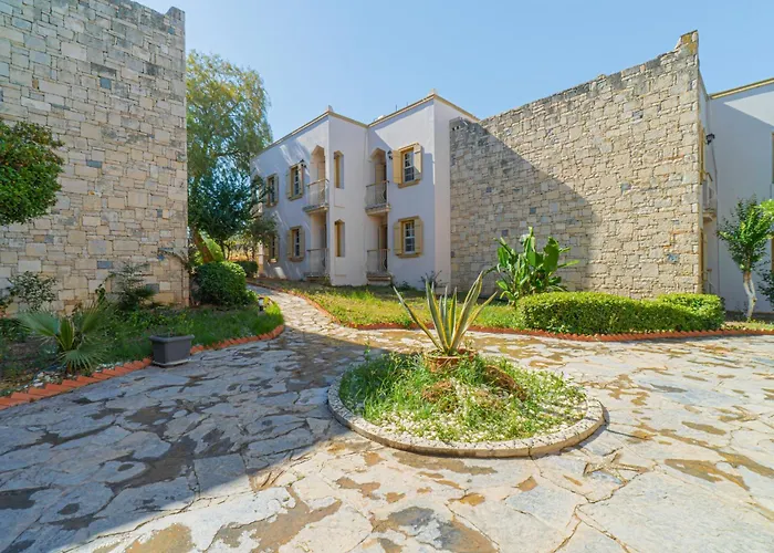 Alexander The Great & Hotel 3*